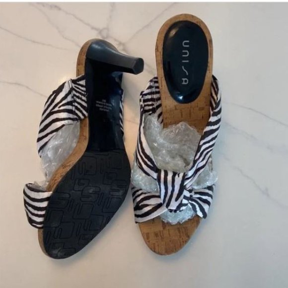Unisa Size 8 is‎ very cute 🦓 zebra striped heels. Women's Fashion - Picture 4 of 16